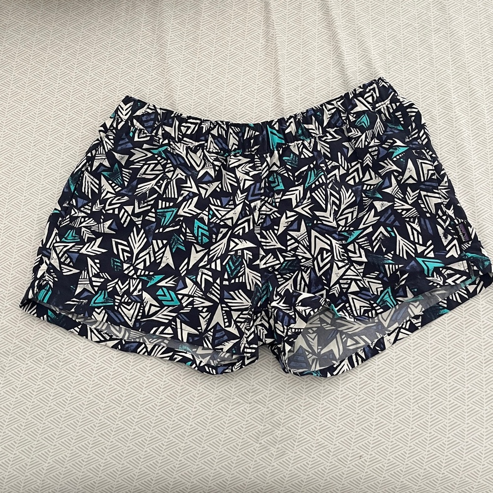 Patagonia Women's Geometric Blue and White Shorts